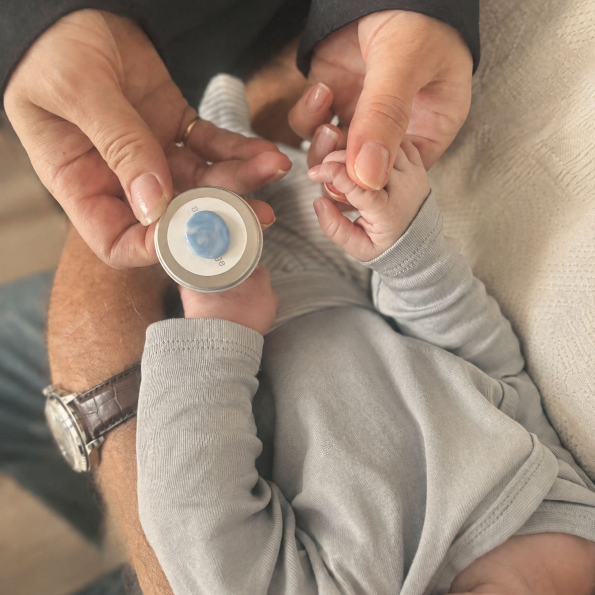 Baby – ovale hanger van moeder en kind