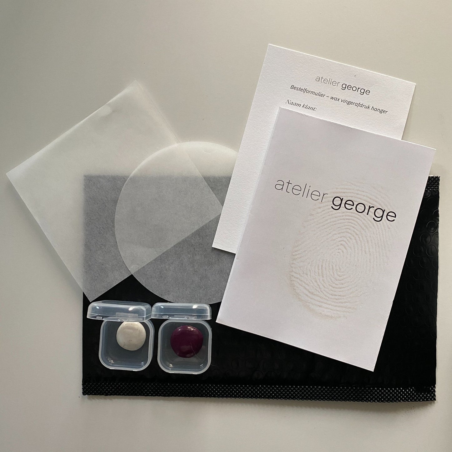 Memory — Hanger met vingerafdruk