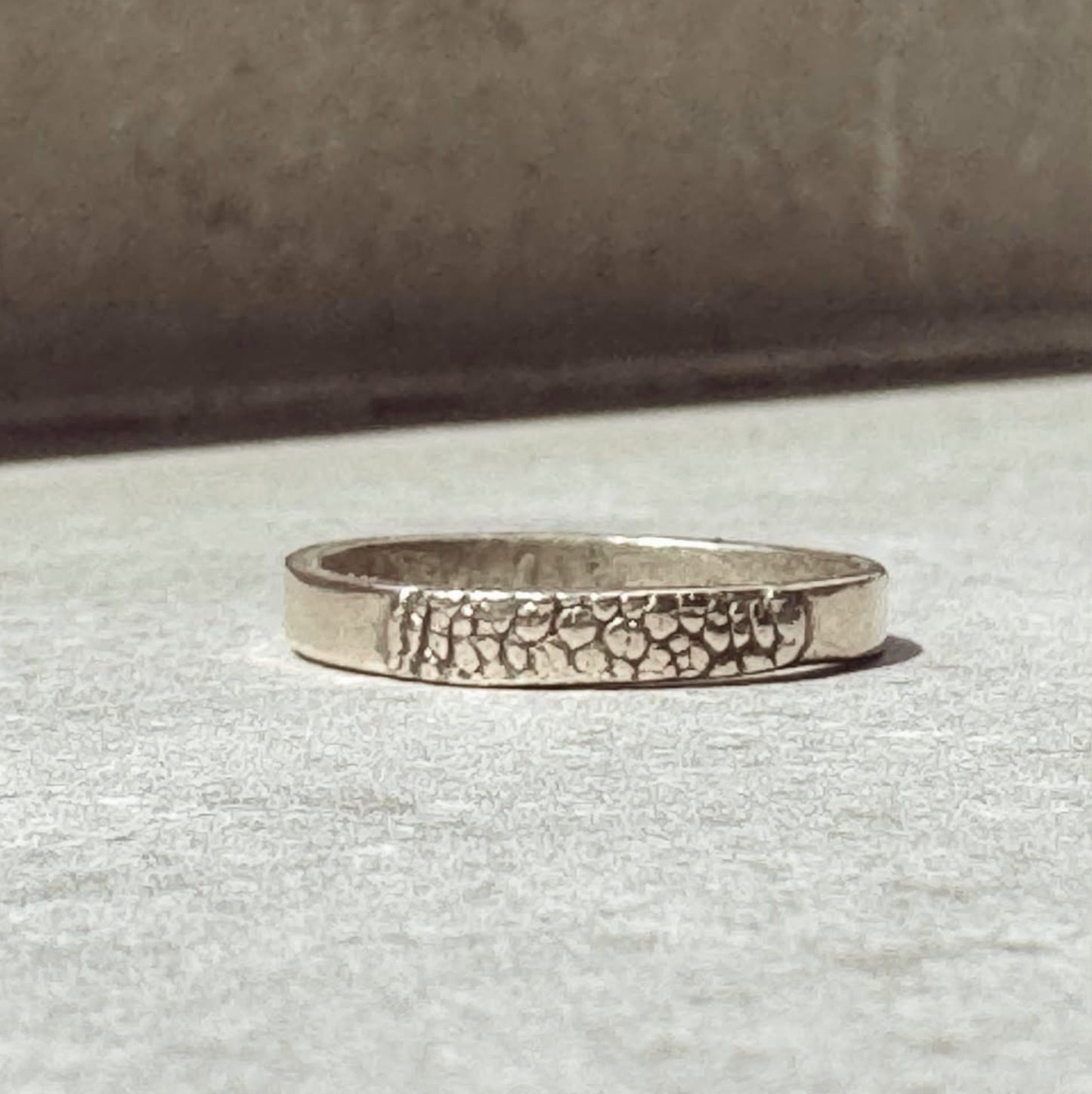 Ray— Ring met dierenafdruk (kopie)